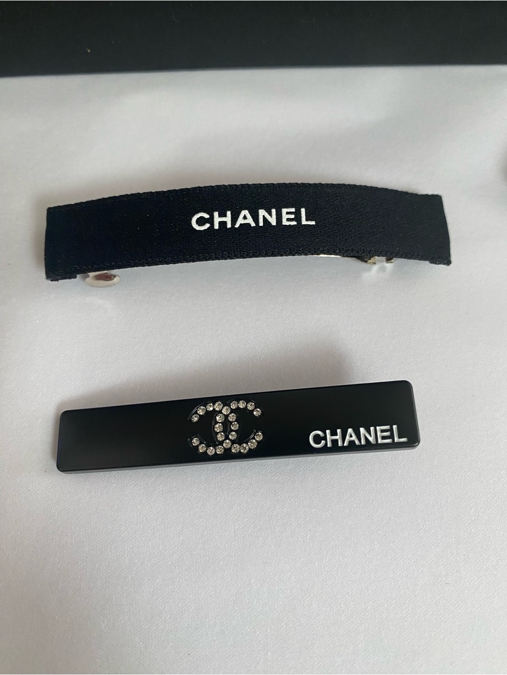 Chanel Black Ribbon Hair Tie & Barrettes - Picture 2 of 7